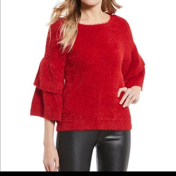 Takara Sweaters - Takara Crisscross Back Fuzzy Cream Sweater Size M.